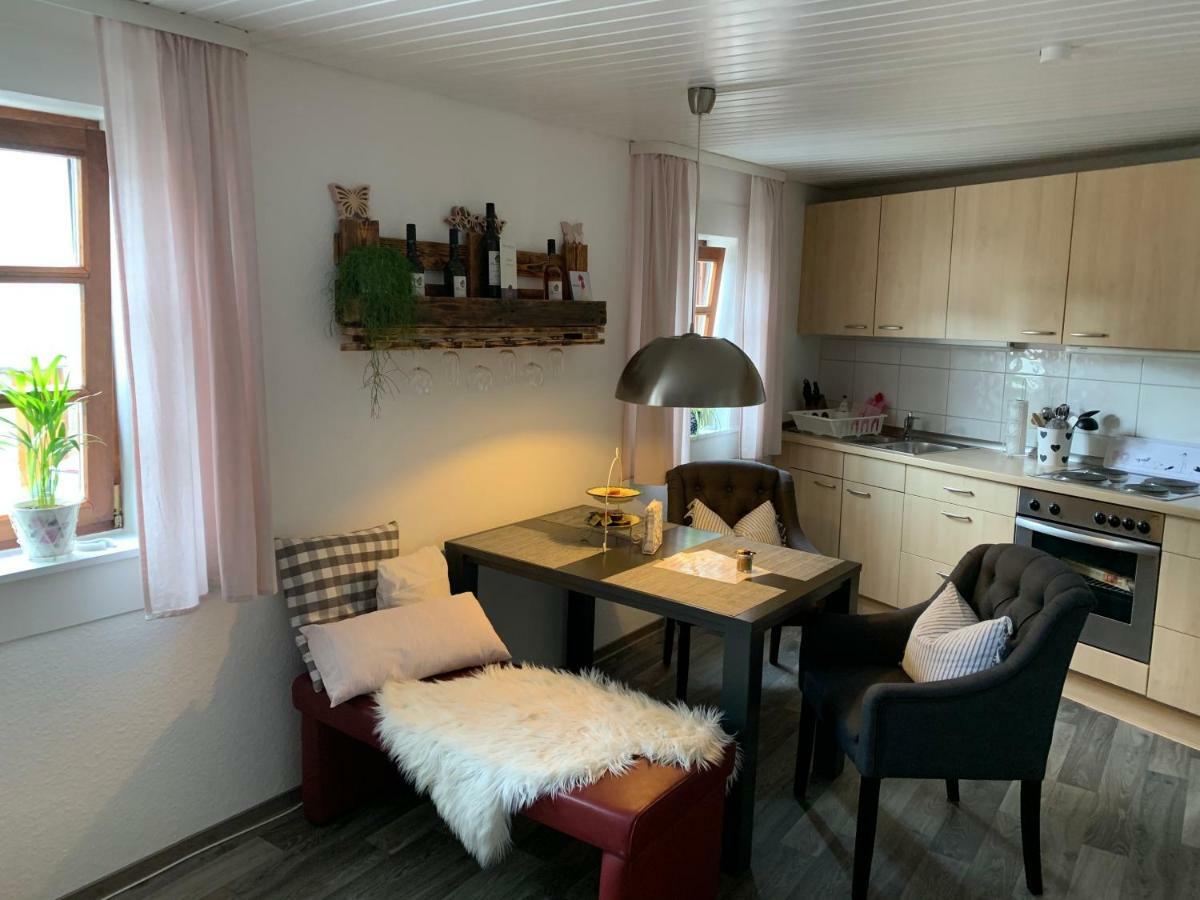 Ferienwohnung Sambachhaus Глайсцеллен-Глайсхорбах Экстерьер фото