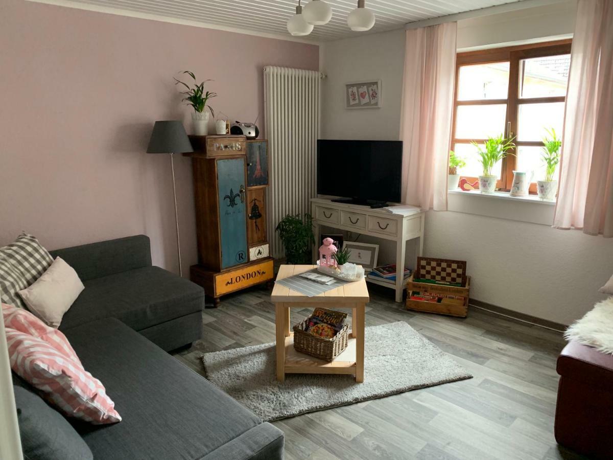 Ferienwohnung Sambachhaus Глайсцеллен-Глайсхорбах Экстерьер фото